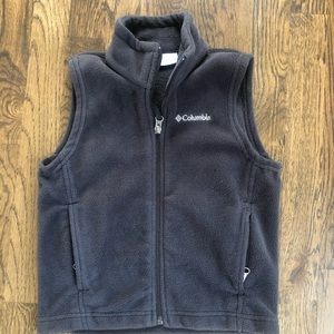 COLUMBIA fleece vest